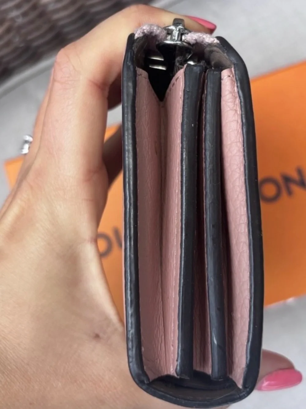 Louis Vuitton pebbled leather